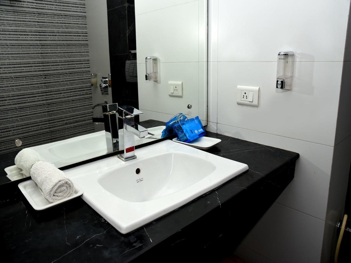 Landmark Hotel Chandigarh Bagian luar foto